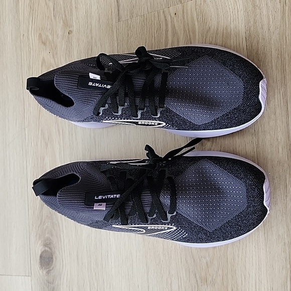 Brooks Levitate StealthFit 5 womens 11.5 running shoes road runners NWOB - Picture 4 of 7